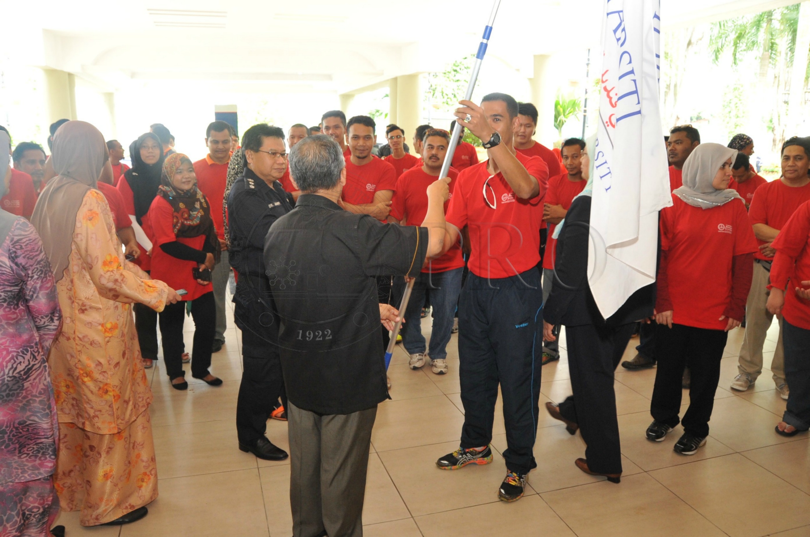 PRO 15 1 RESQ HAS 4268